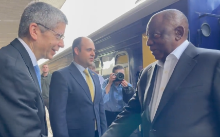 До України приїхали президенти ПАР і Сенегалу (відео)