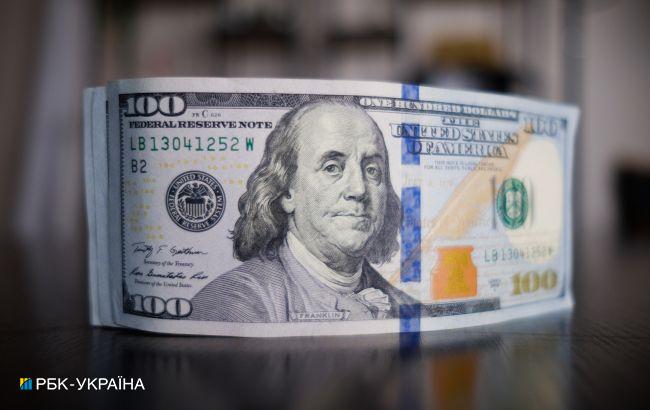 Незначна девальвація: чого очікує уряд від курсу гривні до долара у 2024 році