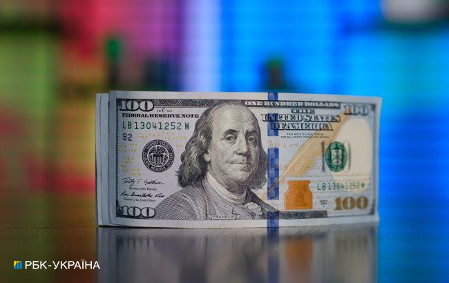 Понад 40 гривень за долар: фінансові аналітики та банкіри погіршили прогноз